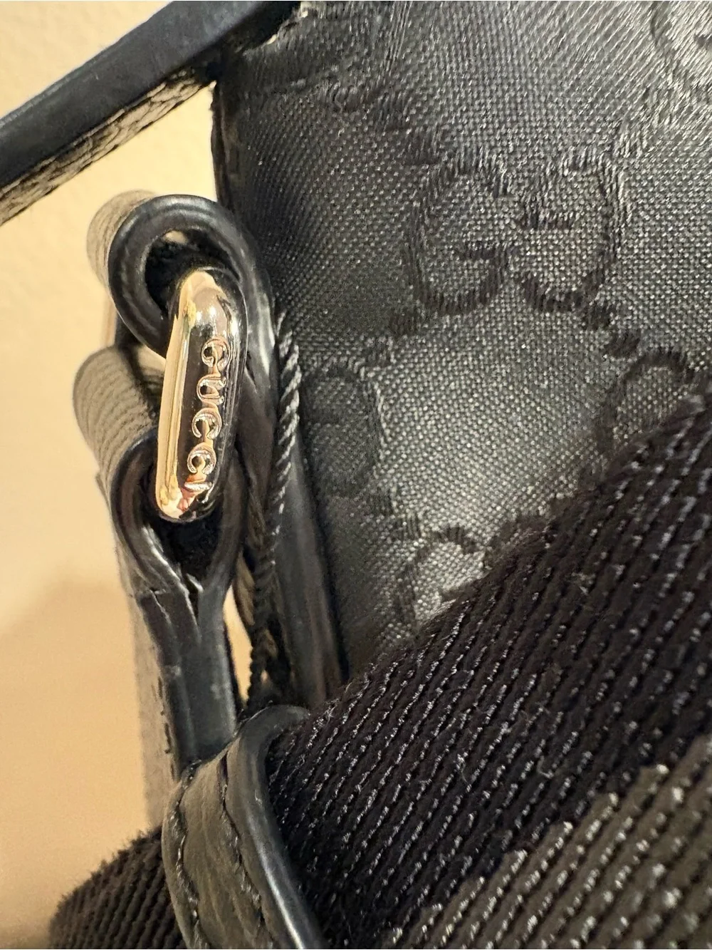 Gucci authentic gg